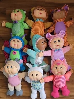 Cabbage Patch Cuties Lot Of 9 Inch Plushies, Shark, Butterfly, Frog, Flamingo